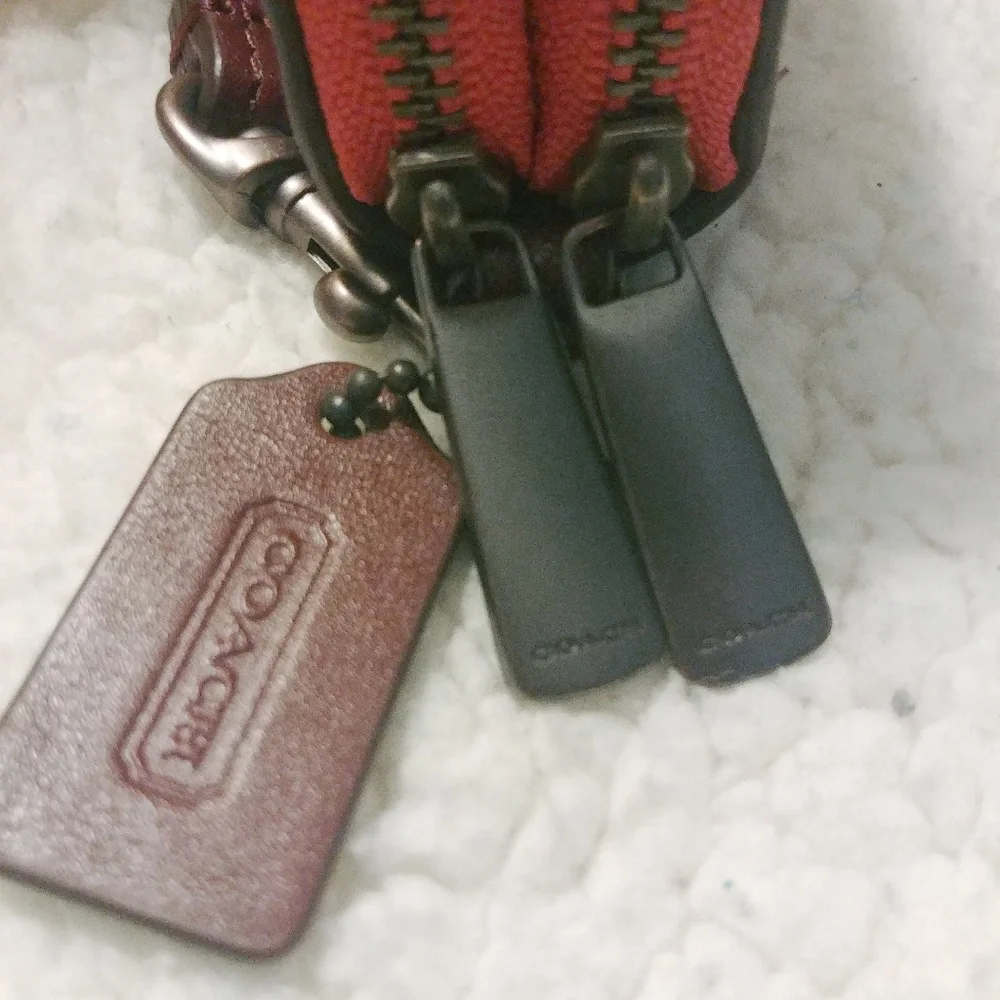 NWT! Coach Colorblock Double Zip Leather Wristlet